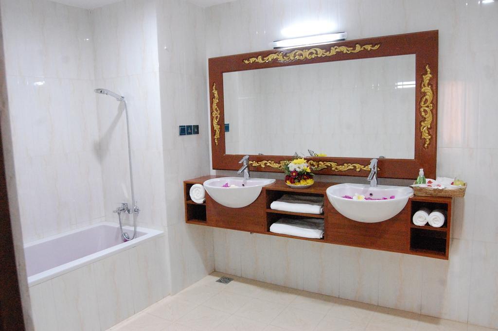 Su Tine San Royal Palace Hotel Bagan Chambre photo